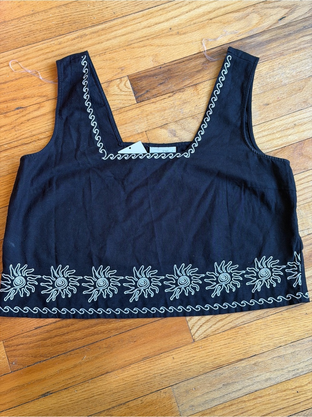 Universal Thread Black Crop Tank with Cream Sun Embroidery
